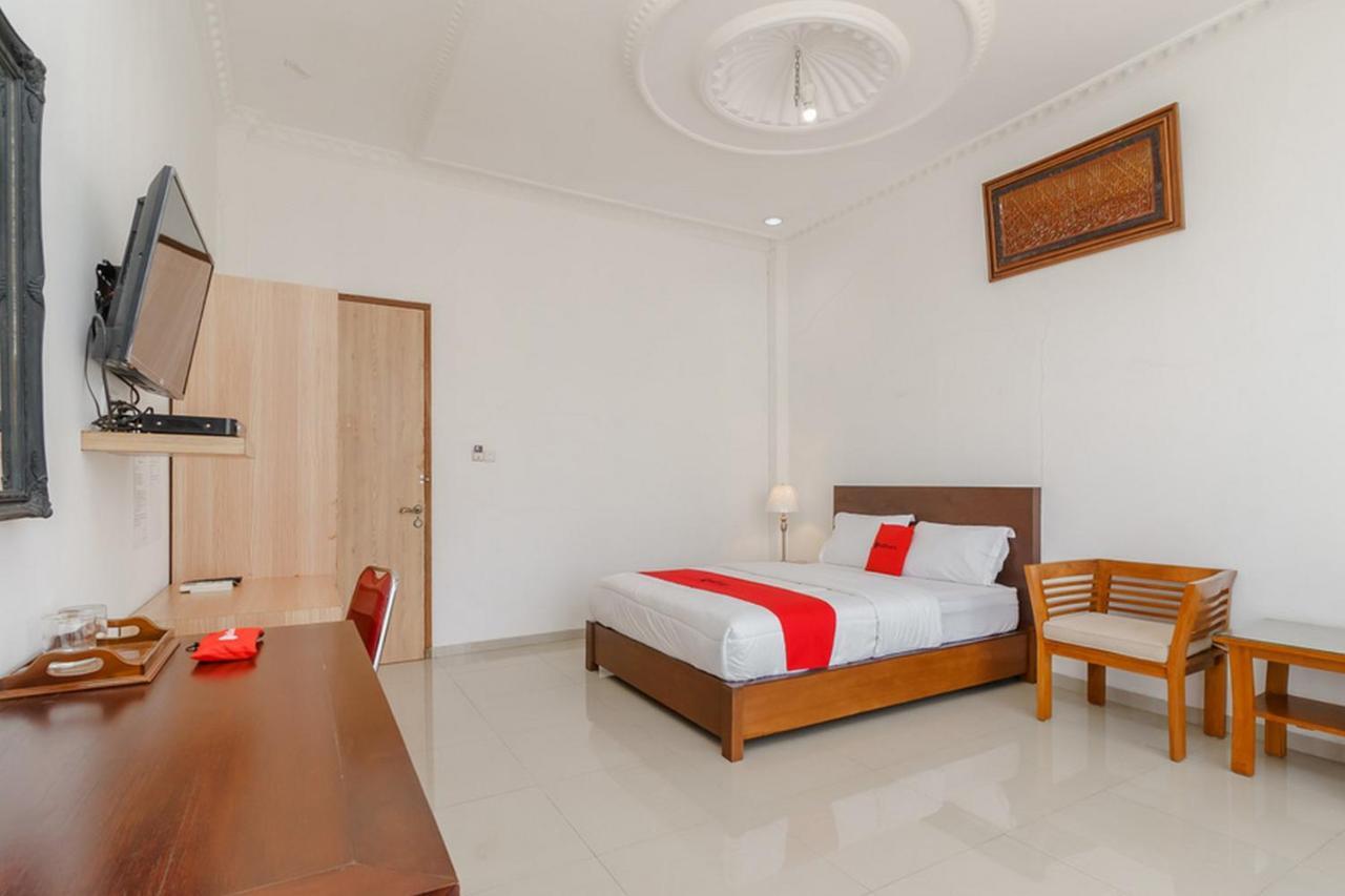 Reddoorz Syariah Near Lahat Station Exterior photo